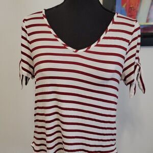 Green Envelope Tied Sleeve Design Tee